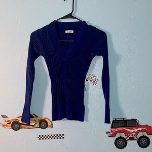 Blue tight fitted sweater v neck